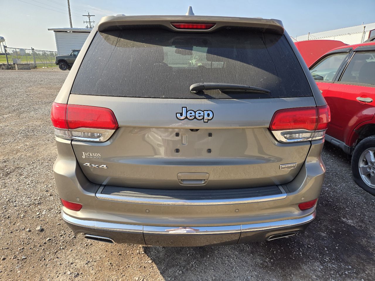 Vehicle/251616_07.jpg