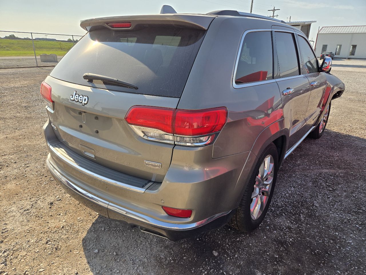 Vehicle/251616_08.jpg