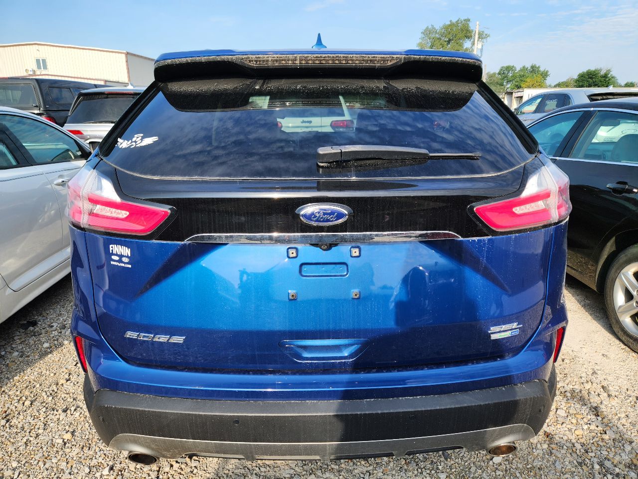 Vehicle/251629_10.jpg