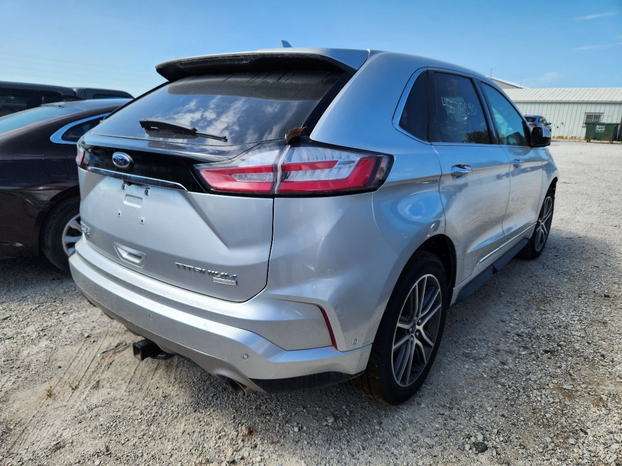 Vehicle/251667_03.jpg