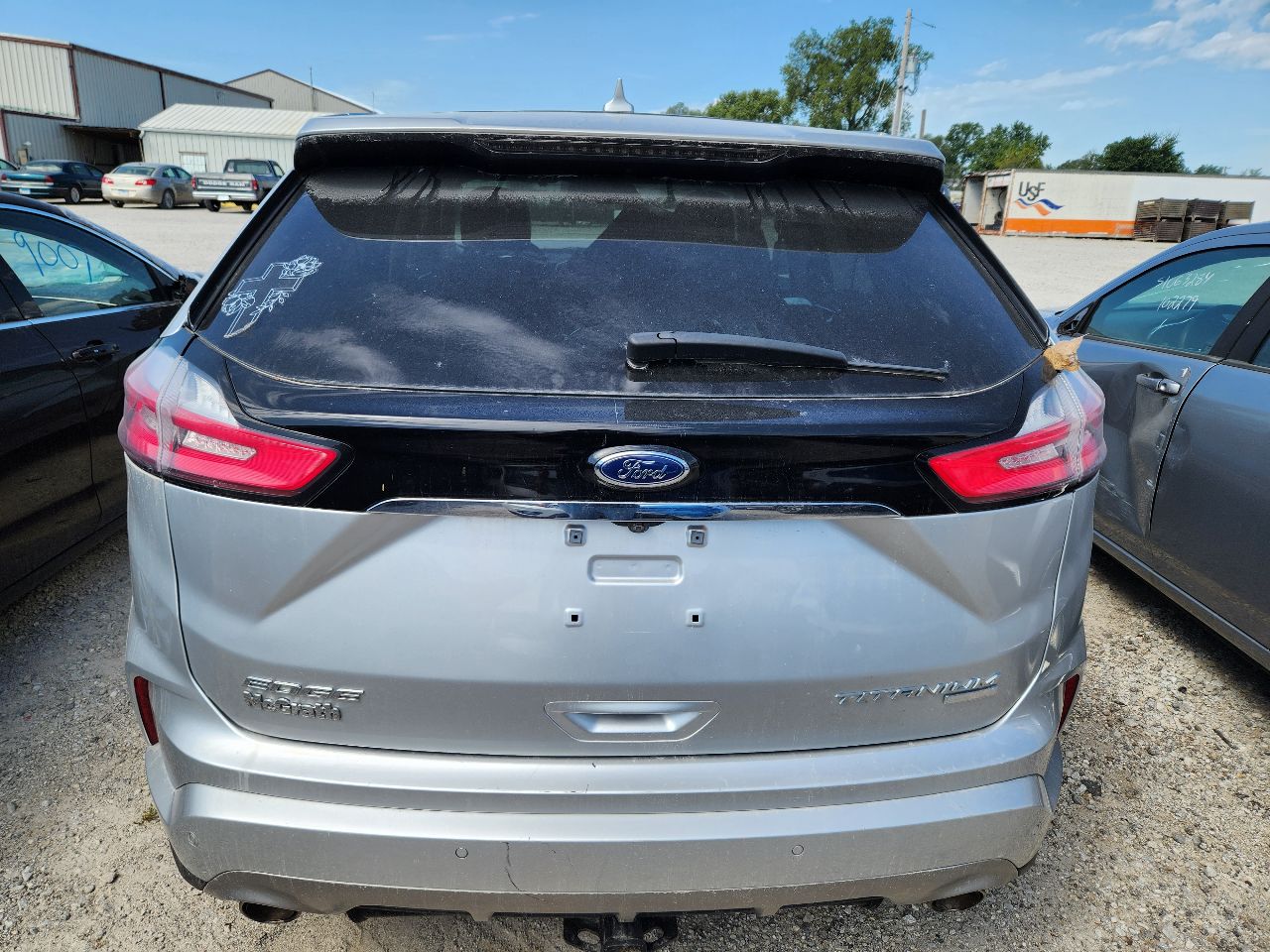 Vehicle/251667_10.jpg