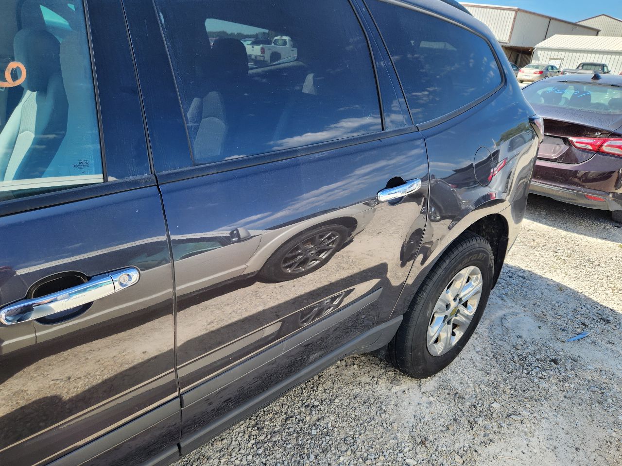 Vehicle/251675_09.jpg