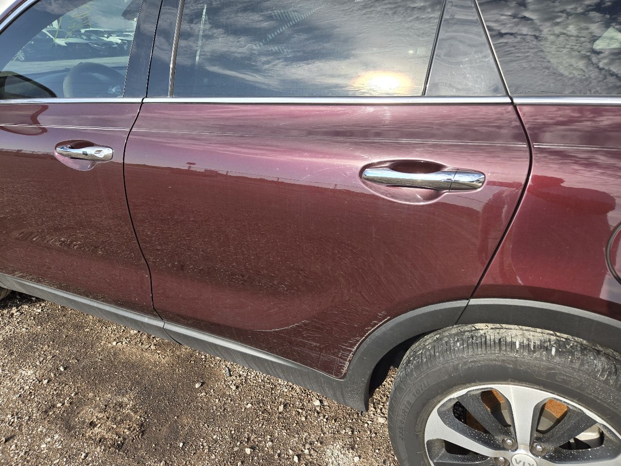 Vehicle/251703_05.jpg