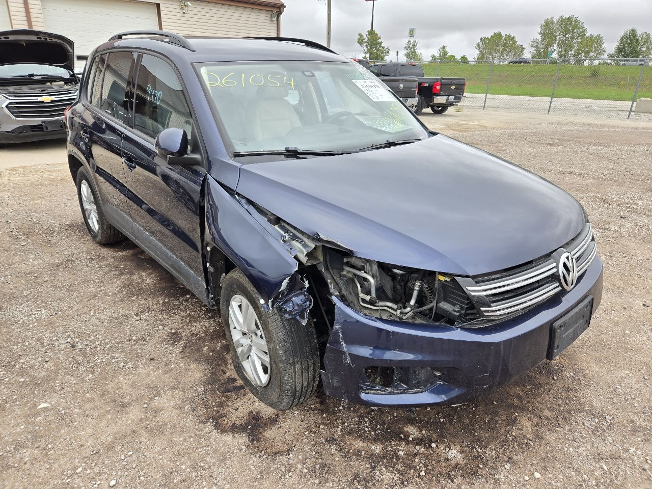 Vehicle/251712_09.jpg