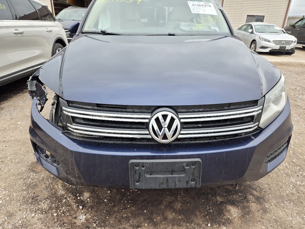 Vehicle/251712_10.jpg