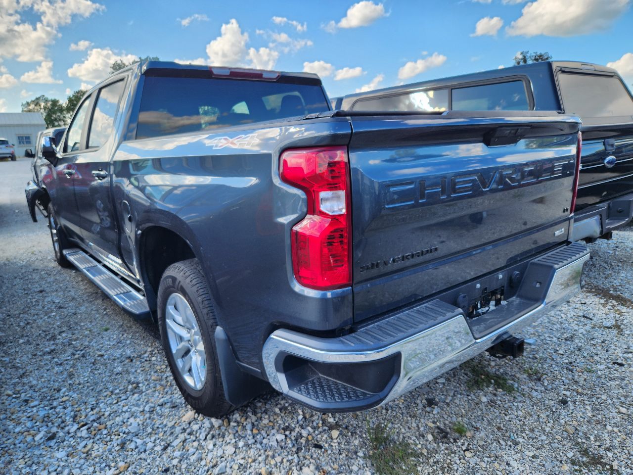 Vehicle/251737_02.jpg