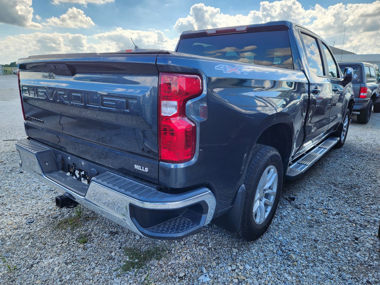 Vehicle/251737_03.jpg