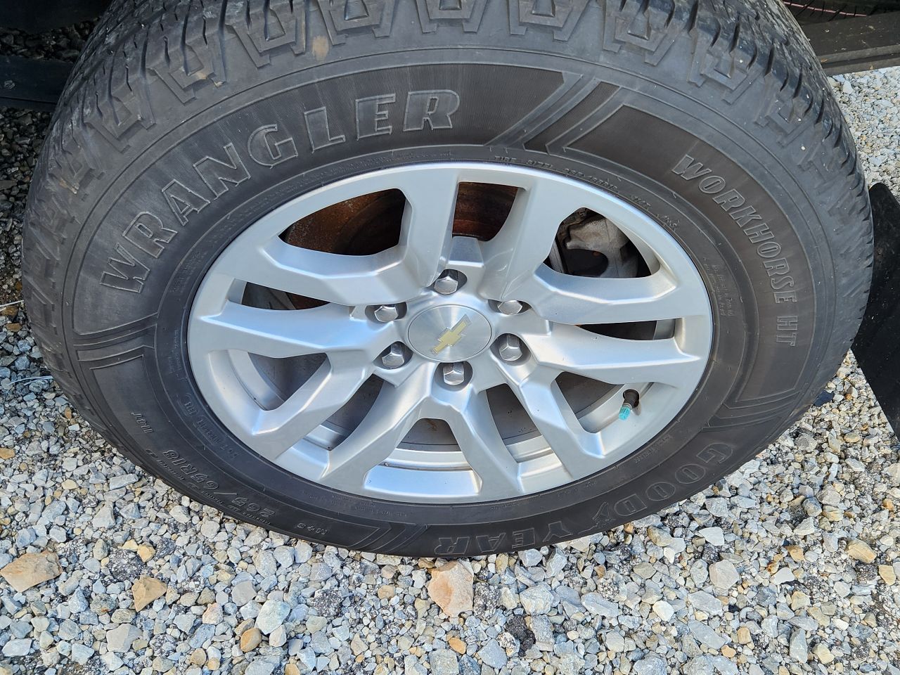 Vehicle/251737_08.jpg