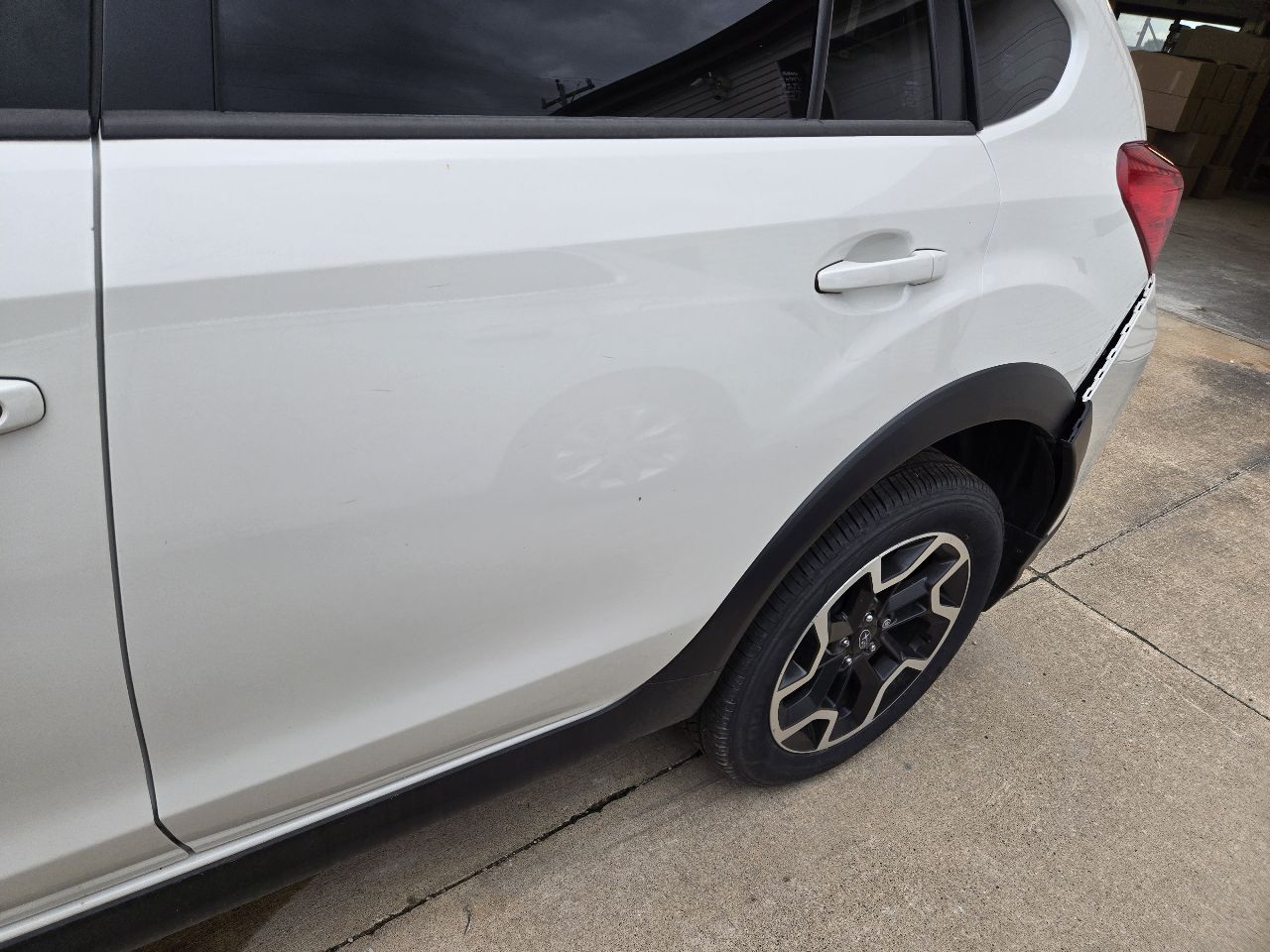 Vehicle/251741_05.jpg