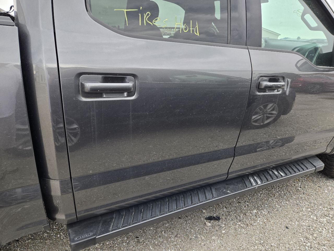 https://f005.backblazeb2.com/file/img-partshotlines-com/Inventory/EX441/Vehicle/251764_12.jpg