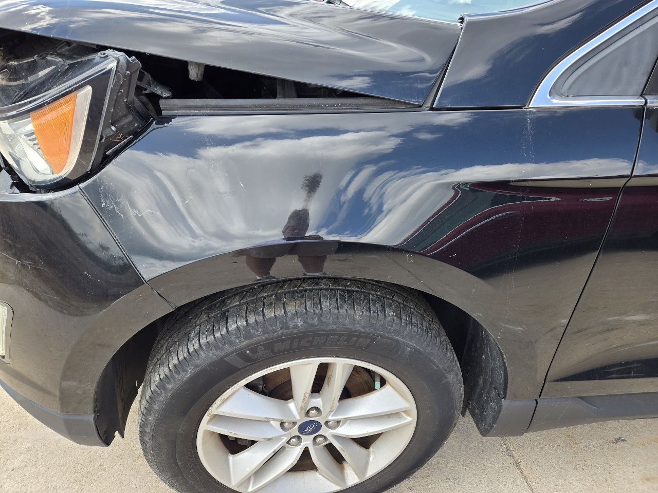 Vehicle/251766_03.jpg