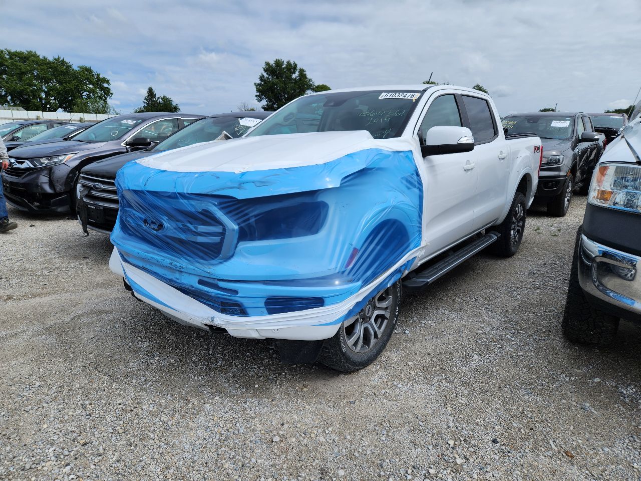 https://f005.backblazeb2.com/file/img-partshotlines-com/Inventory/EX441/Vehicle/251810_01.jpg