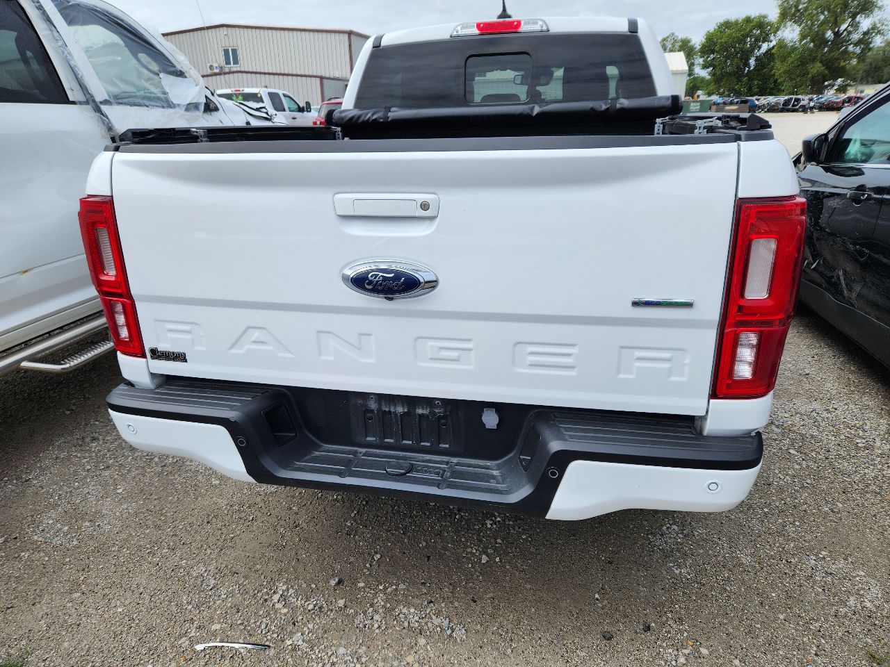 https://f005.backblazeb2.com/file/img-partshotlines-com/Inventory/EX441/Vehicle/251810_08.jpg
