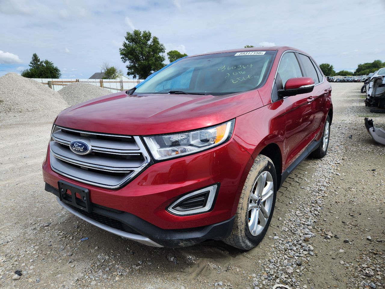 Vehicle/251813_01.jpg