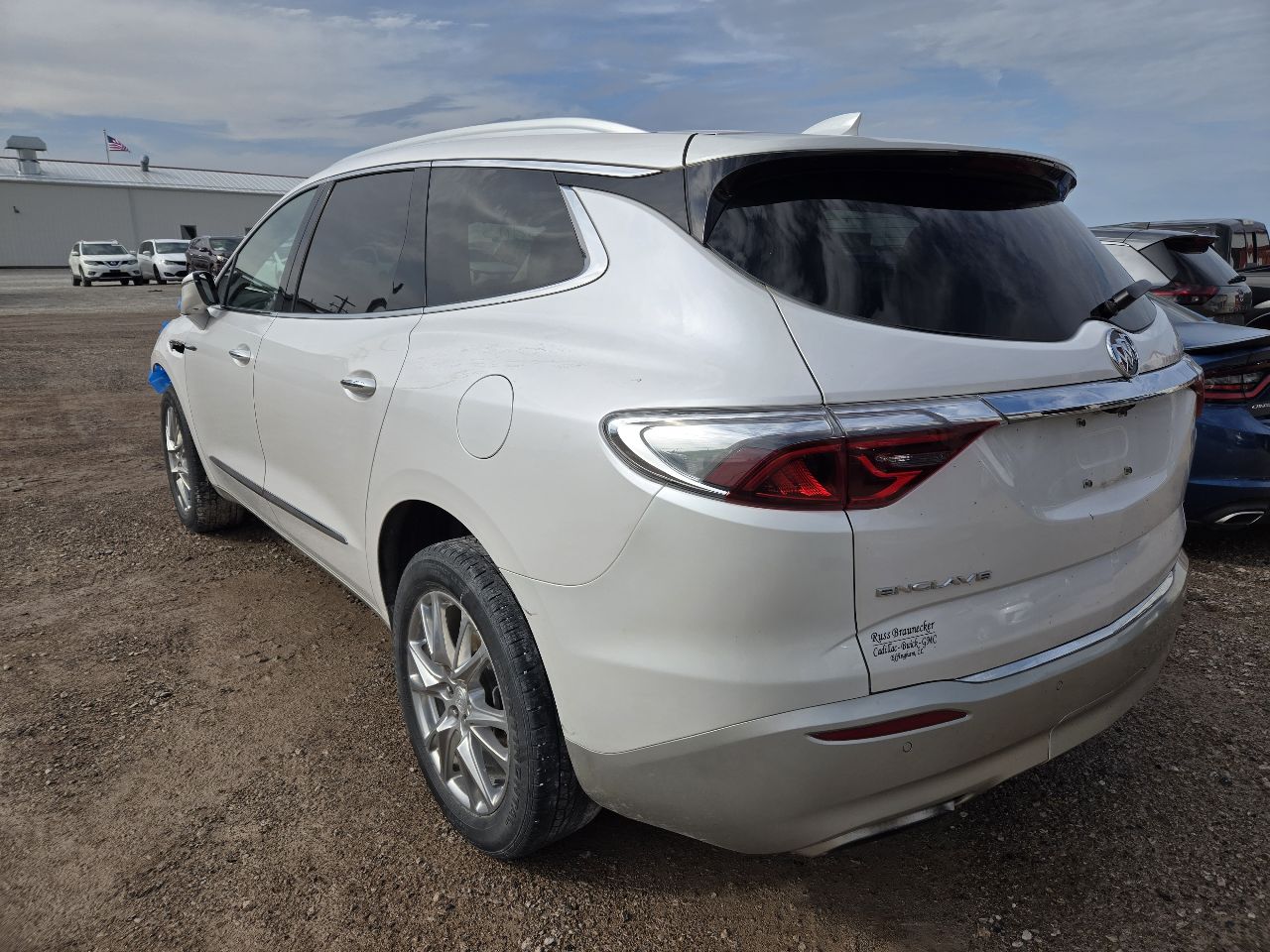 Vehicle/251869_06.jpg
