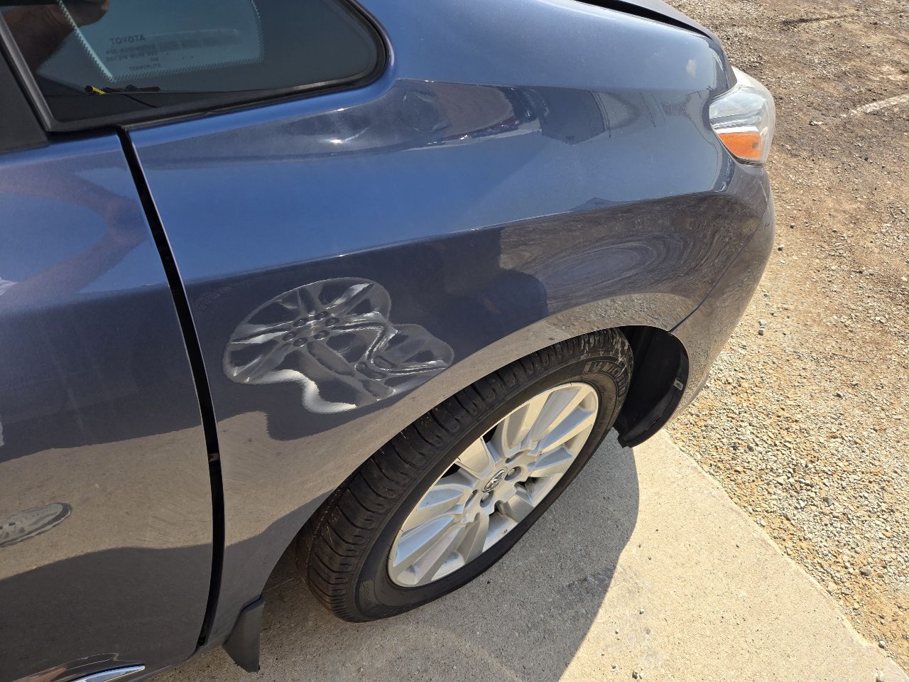 Vehicle/251876_09.jpg