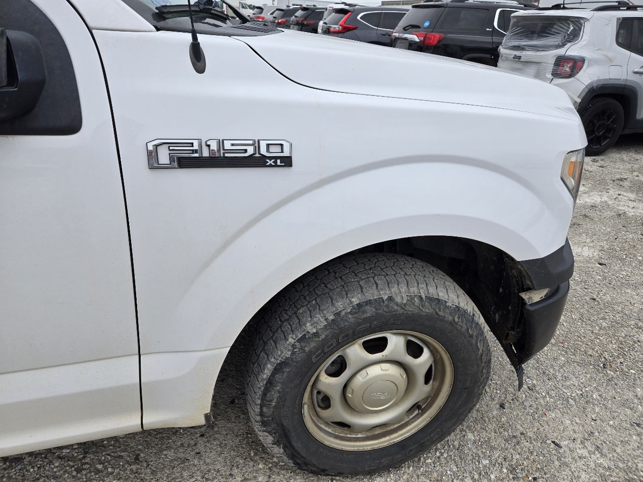 https://f005.backblazeb2.com/file/img-partshotlines-com/Inventory/EX441/Vehicle/251886_12.jpg