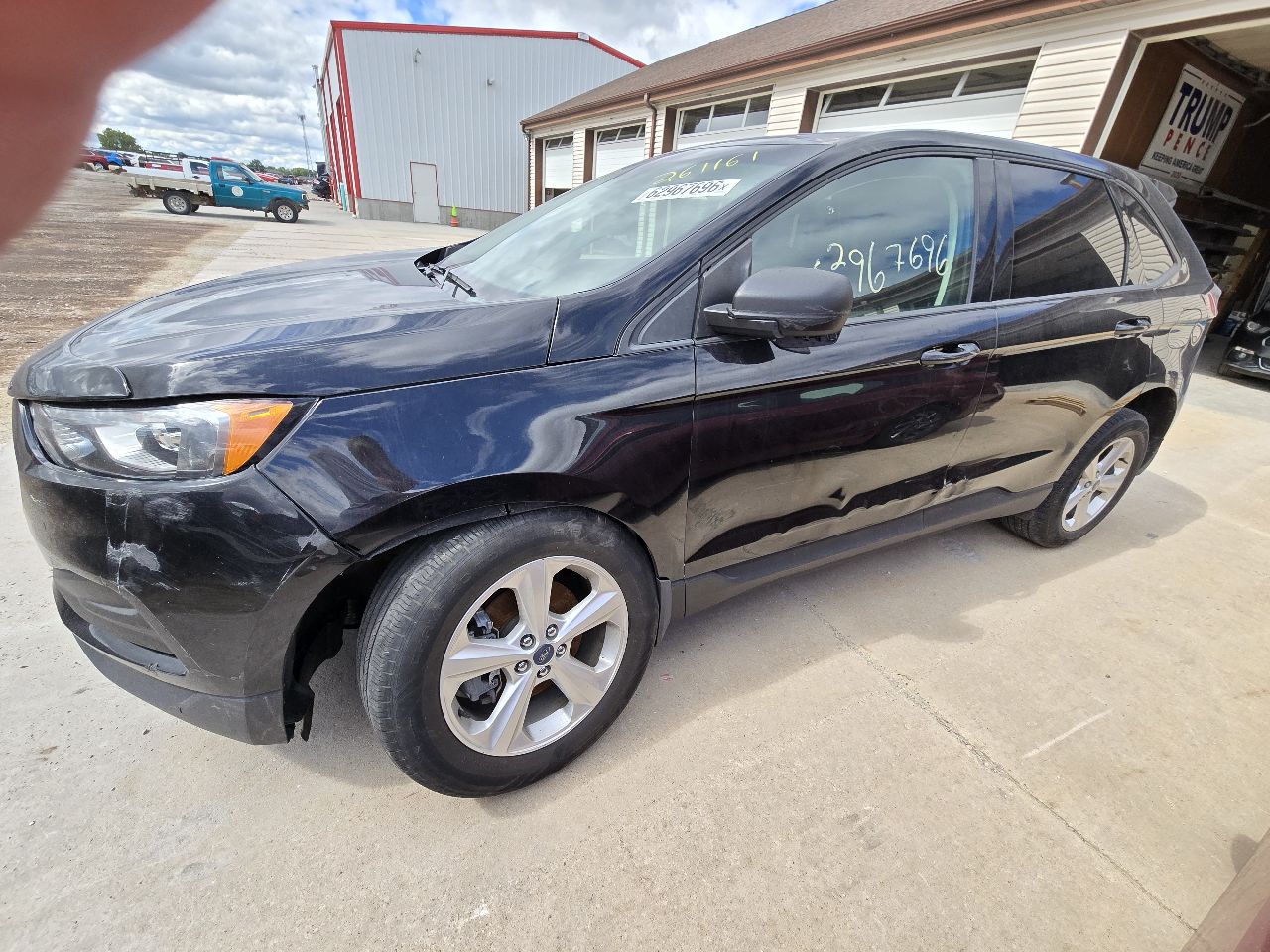 Vehicle/251955_02.jpg