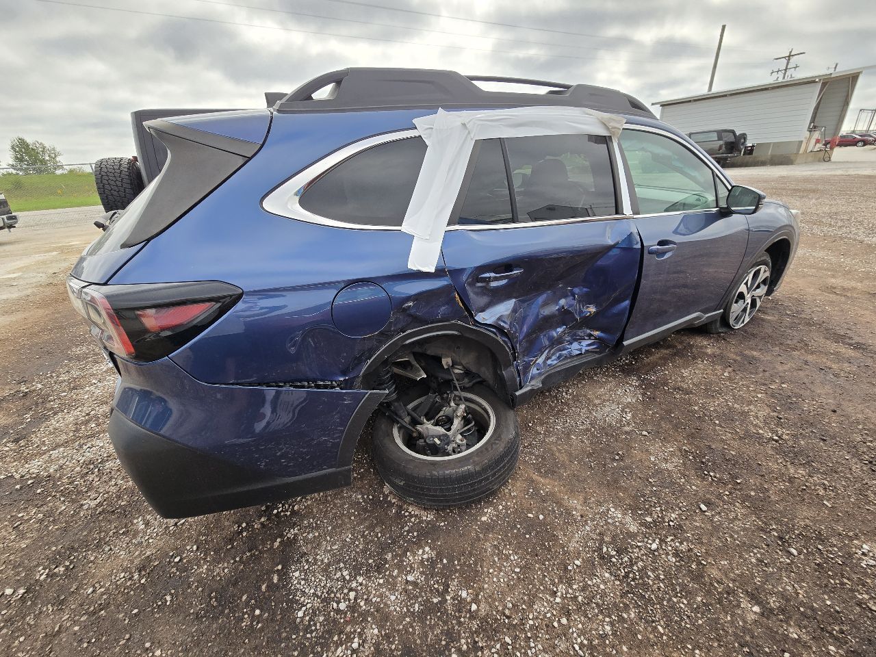 Vehicle/251956_09.jpg