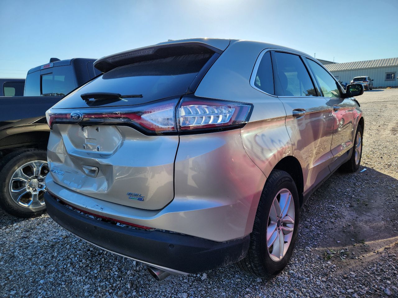 Vehicle/252052_03.jpg