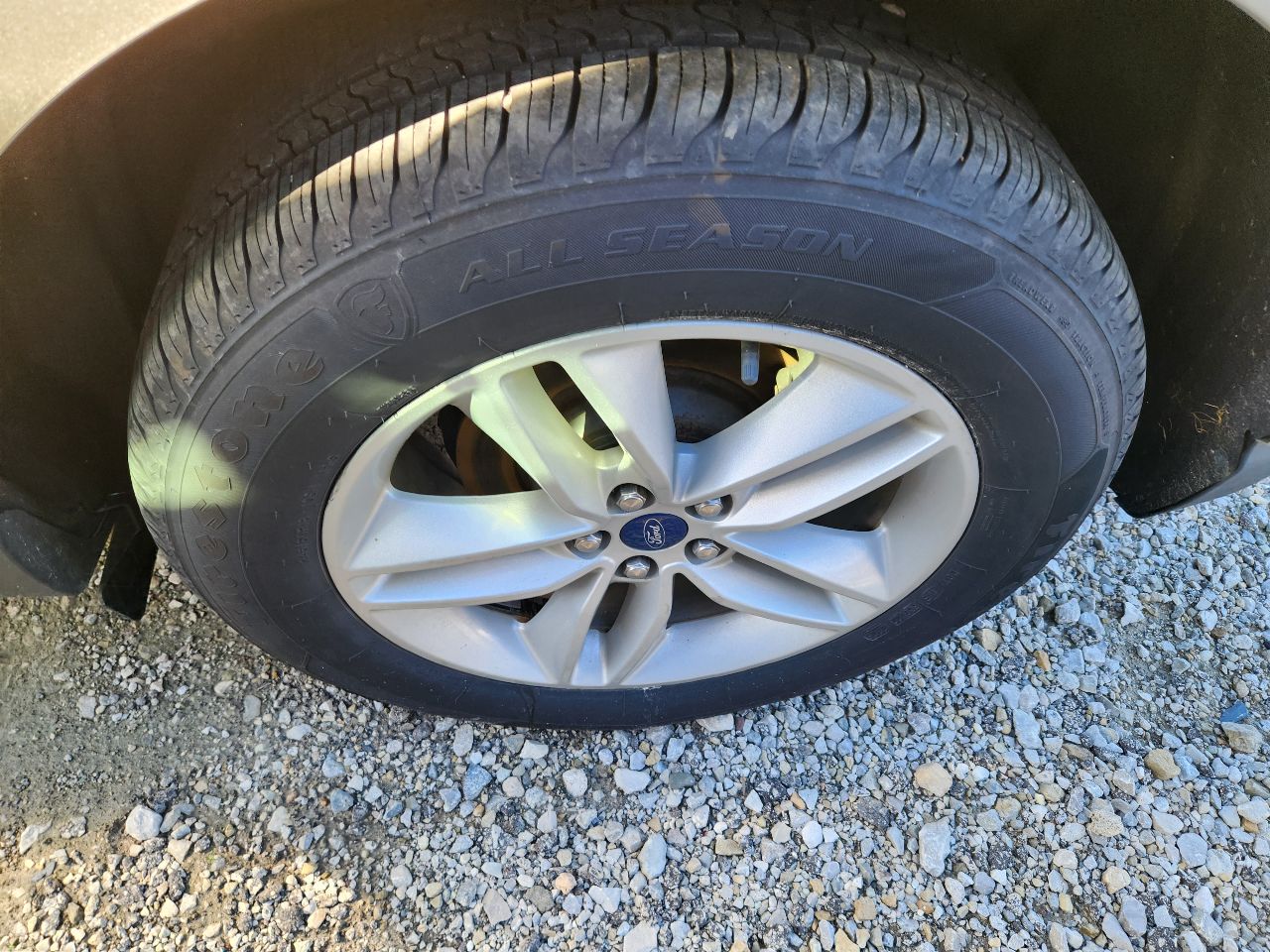 Vehicle/252052_06.jpg