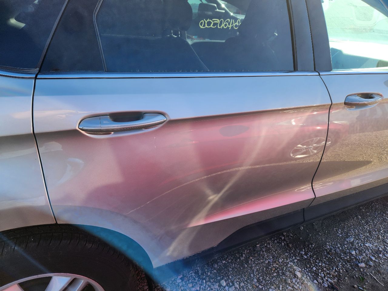 Vehicle/252052_10.jpg