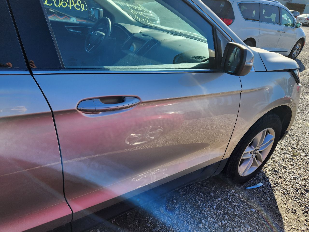 Vehicle/252052_11.jpg