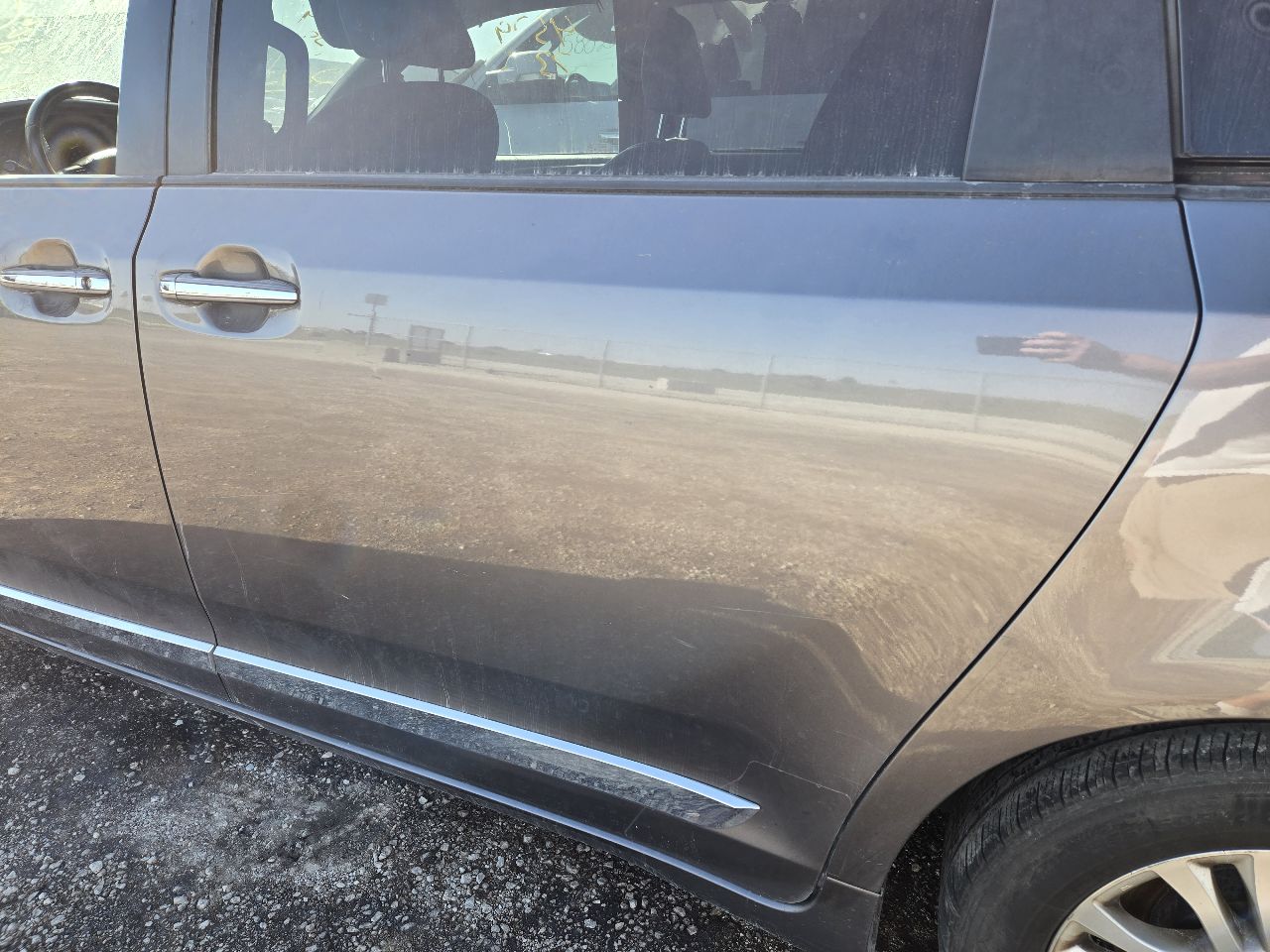 Vehicle/252062_05.jpg