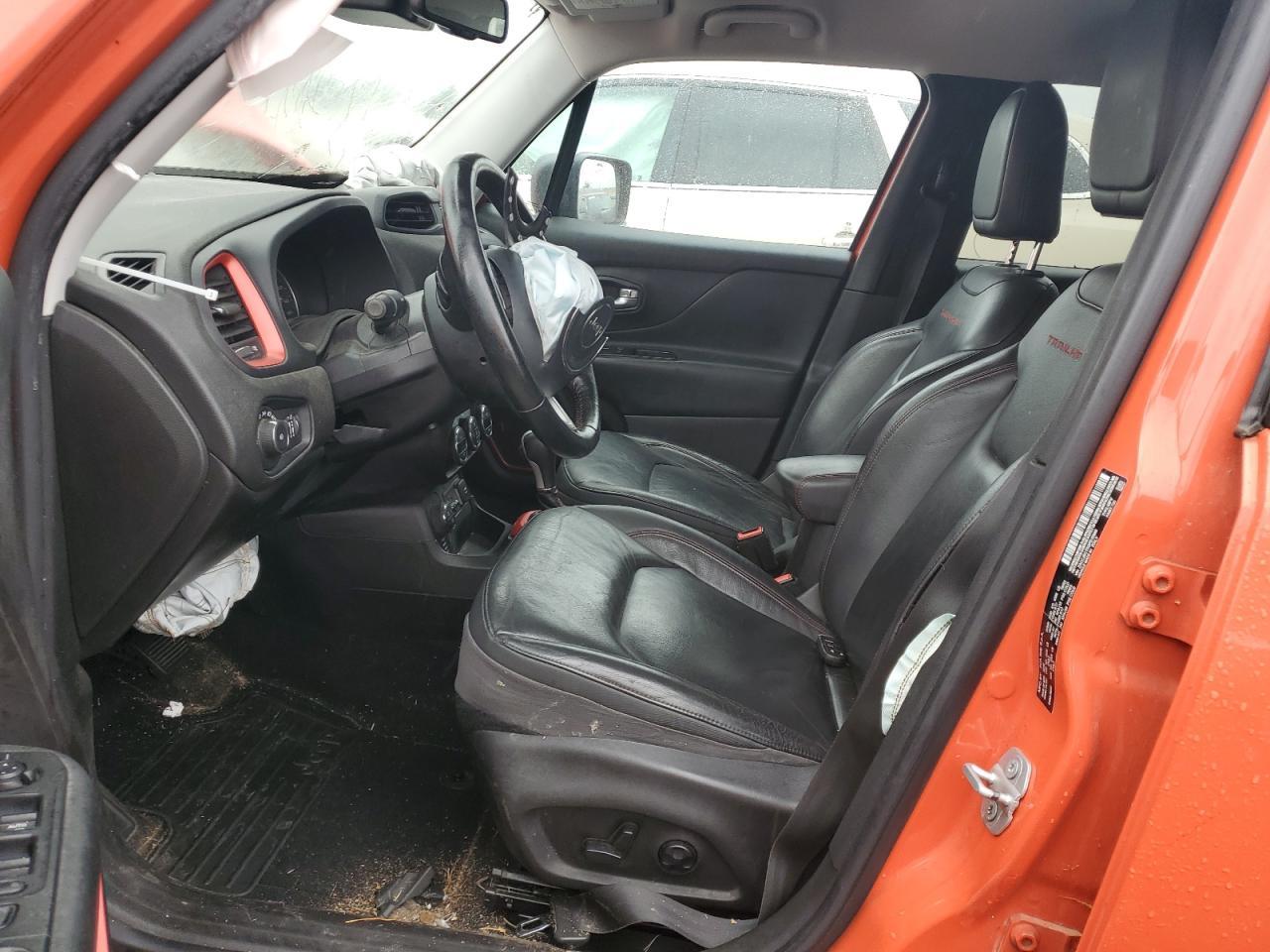 g/i/i/a/e2ed3626-86c6-43aa-b5ec-ec9062911a11.jpg