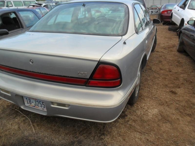 https://f005.backblazeb2.com/file/img-partshotlines-com/Inventory/EX465/Vehicle/17334_06.jpg