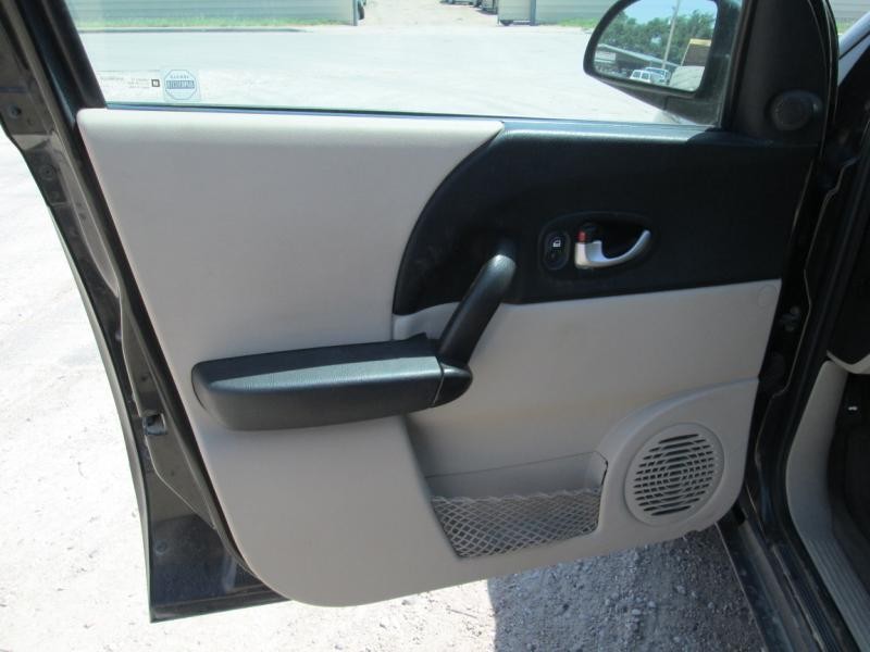 https://f005.backblazeb2.com/file/img-partshotlines-com/Inventory/EX465/Vehicle/22675_08.jpg