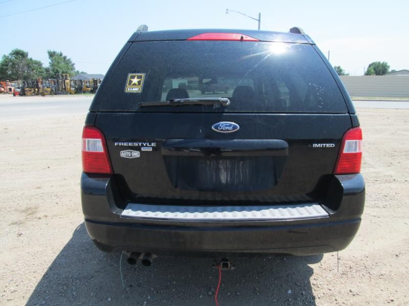https://f005.backblazeb2.com/file/img-partshotlines-com/Inventory/EX465/Vehicle/22899_03.jpg