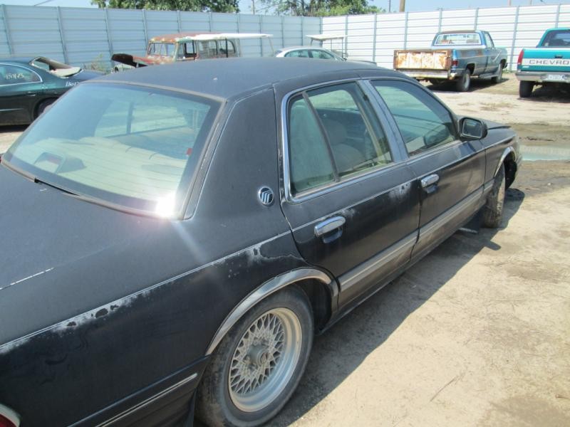 https://f005.backblazeb2.com/file/img-partshotlines-com/Inventory/EX465/Vehicle/23483_01.jpg
