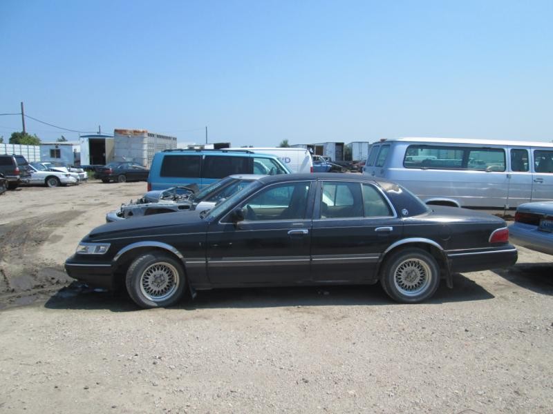 https://f005.backblazeb2.com/file/img-partshotlines-com/Inventory/EX465/Vehicle/23483_03.jpg
