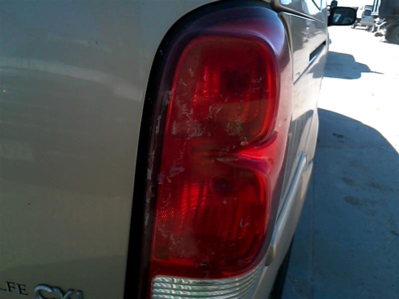 https://f005.backblazeb2.com/file/img-partshotlines-com/Inventory/EX465/Vehicle/28805_12.jpg