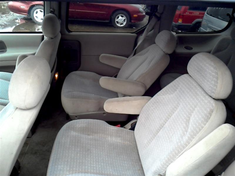 https://f005.backblazeb2.com/file/img-partshotlines-com/Inventory/EX465/Vehicle/28866_07.jpg