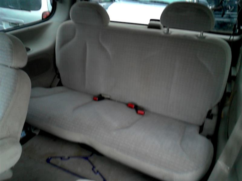 https://f005.backblazeb2.com/file/img-partshotlines-com/Inventory/EX465/Vehicle/28866_08.jpg