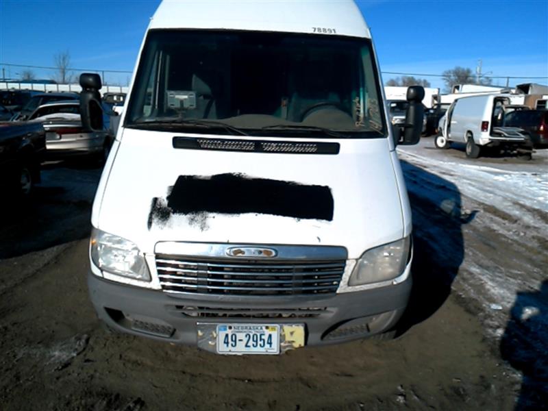 https://f005.backblazeb2.com/file/img-partshotlines-com/Inventory/EX465/Vehicle/29773_01.jpg