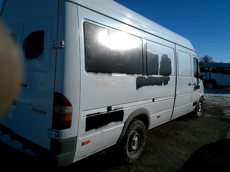 https://f005.backblazeb2.com/file/img-partshotlines-com/Inventory/EX465/Vehicle/29773_10.jpg