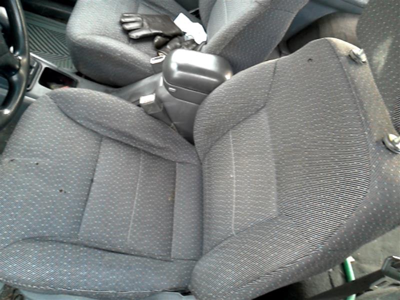 https://f005.backblazeb2.com/file/img-partshotlines-com/Inventory/EX465/Vehicle/30231_04.jpg
