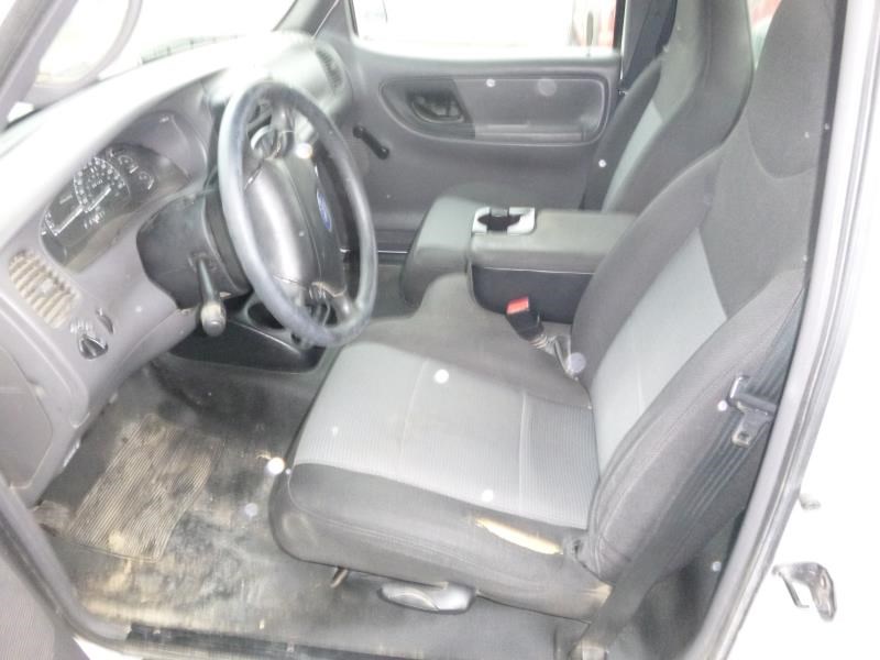 https://f005.backblazeb2.com/file/img-partshotlines-com/Inventory/EX465/Vehicle/31196_05.jpg
