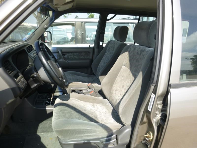https://f005.backblazeb2.com/file/img-partshotlines-com/Inventory/EX465/Vehicle/31748_06.jpg