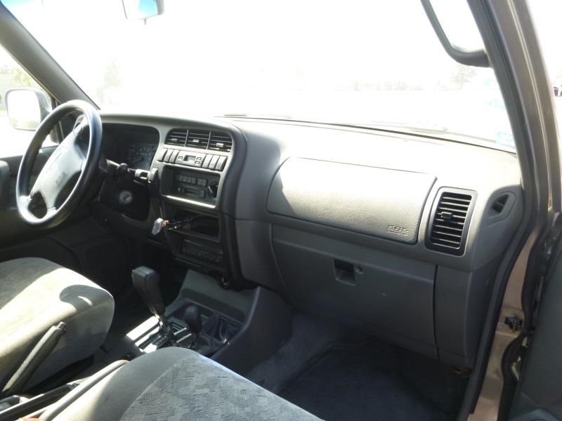 https://f005.backblazeb2.com/file/img-partshotlines-com/Inventory/EX465/Vehicle/31748_11.jpg