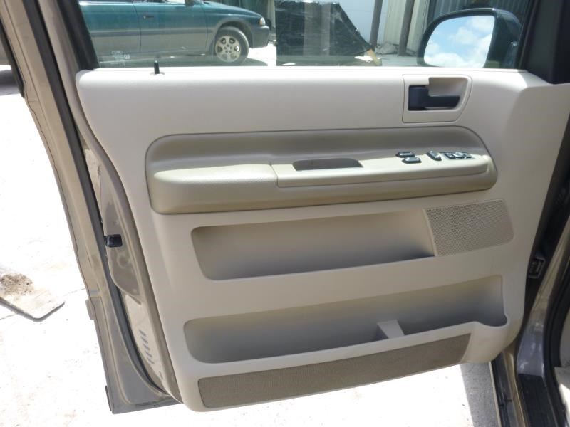 https://f005.backblazeb2.com/file/img-partshotlines-com/Inventory/EX465/Vehicle/31903_07.jpg