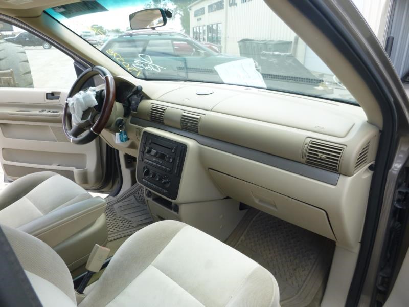 https://f005.backblazeb2.com/file/img-partshotlines-com/Inventory/EX465/Vehicle/31903_10.jpg
