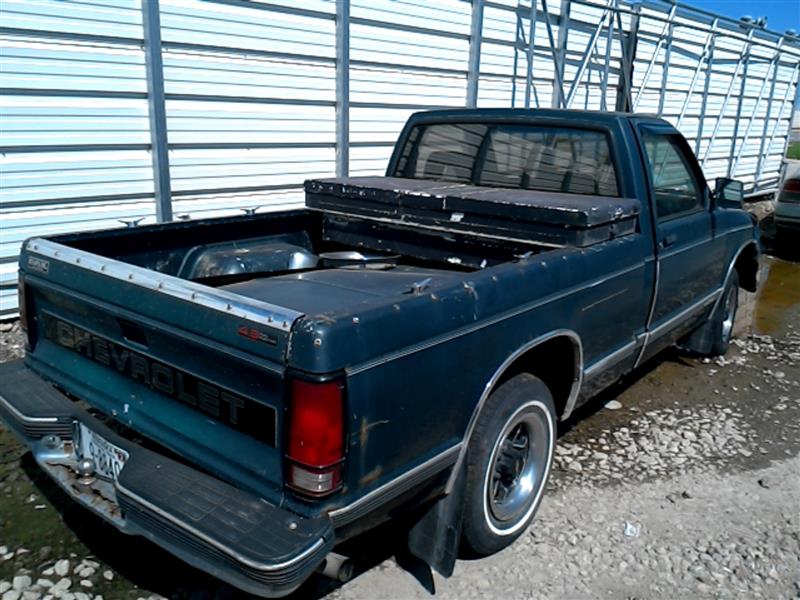 https://f005.backblazeb2.com/file/img-partshotlines-com/Inventory/EX465/Vehicle/32526_03.jpg