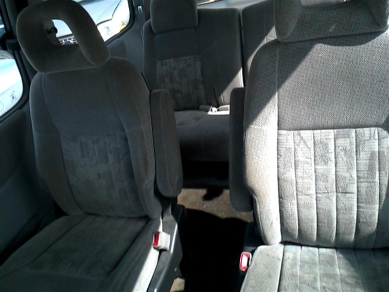 https://f005.backblazeb2.com/file/img-partshotlines-com/Inventory/EX465/Vehicle/33270_08.jpg