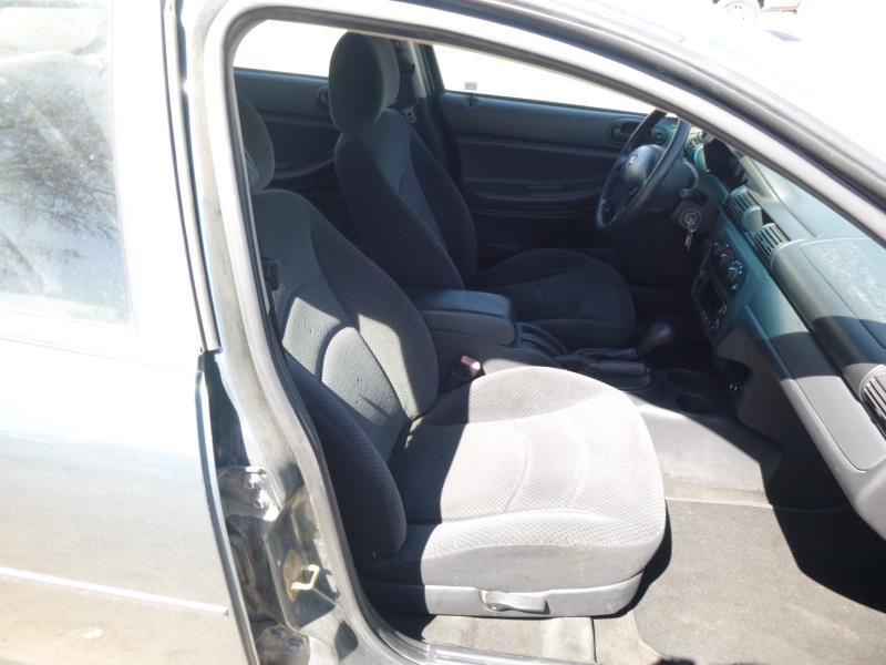 https://f005.backblazeb2.com/file/img-partshotlines-com/Inventory/EX465/Vehicle/34924_08.jpg