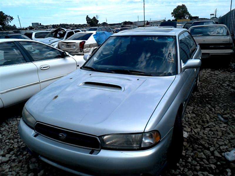 https://f005.backblazeb2.com/file/img-partshotlines-com/Inventory/EX465/Vehicle/35423_02.jpg