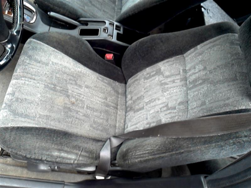 https://f005.backblazeb2.com/file/img-partshotlines-com/Inventory/EX465/Vehicle/35423_10.jpg